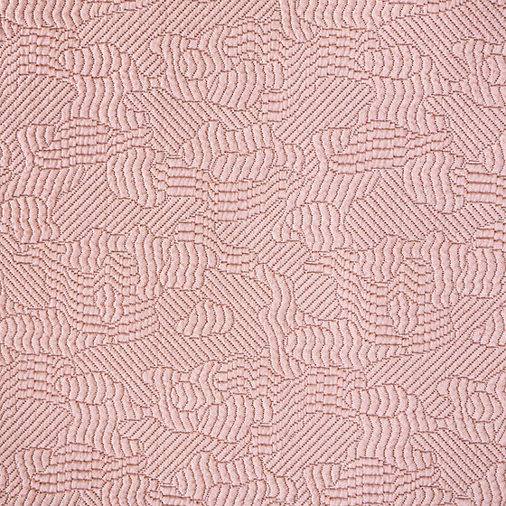 Zora | Matelassé – 74% Giza Egyptian Extra-Long Staple Cotton / 26% Silk by St Genève