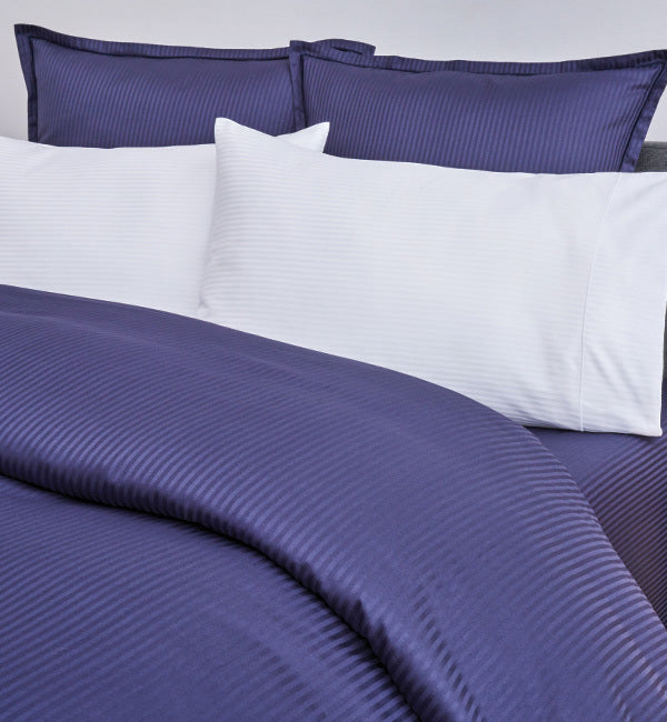 Renaissance Collection stripe duvet cover #381