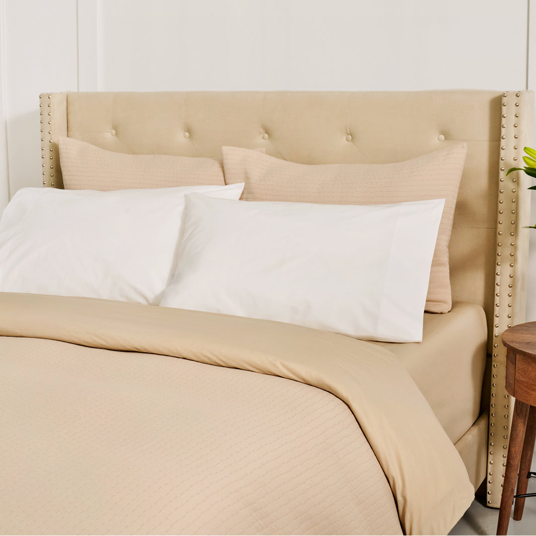 Stitches Duvet Cover by Cuddle Down – 100% Long-Staple Cotton