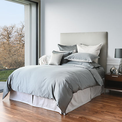 Capri Duo pillowcases with colour A front and colour B back by St. Genève