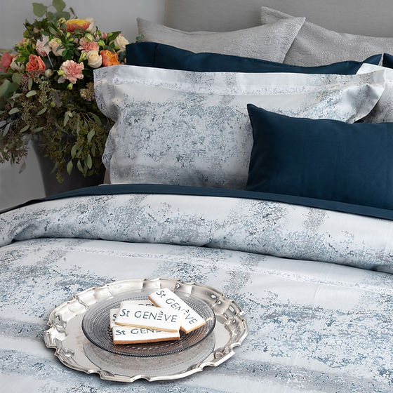Valmont | Jacquard    BY St  Genève