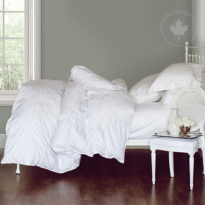 James Bay Canadian Wild Goose Down Duvet – 700+ Loft, 400 Thread Count, 100% Cotton Jacquard Cover, by St Genève