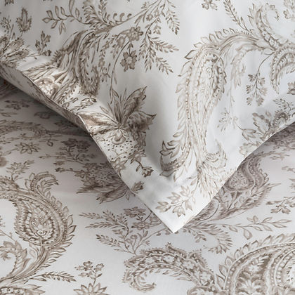 Melody Printed Sateen Duvet Cover room setting – St. Genève luxury bedroom