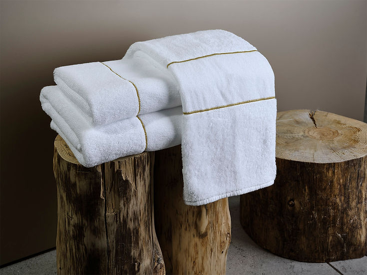 Abyss Lara Embroidery Luxury Hand Towel – Gold – Handcrafted in Portugal