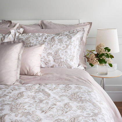 Close-up of Melody printed sateen fabric – St. Genève 340TC long-staple cotton