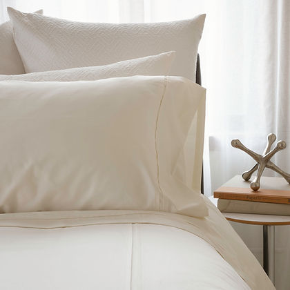 Regency Sateen Cream pillow shams with pleat detail and flange – 380TC Egyptian Cotton by St. Genève