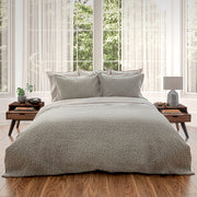 Athena Jacquard Duvet Cover – Moss – 72% Long-Staple Cotton / 28% Linen | St Genève