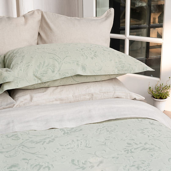 Willow | Jacquard Duvet Cover – Pistachio, 74% Egyptian Long-Staple Cotton / 26% Linen by St Genève”