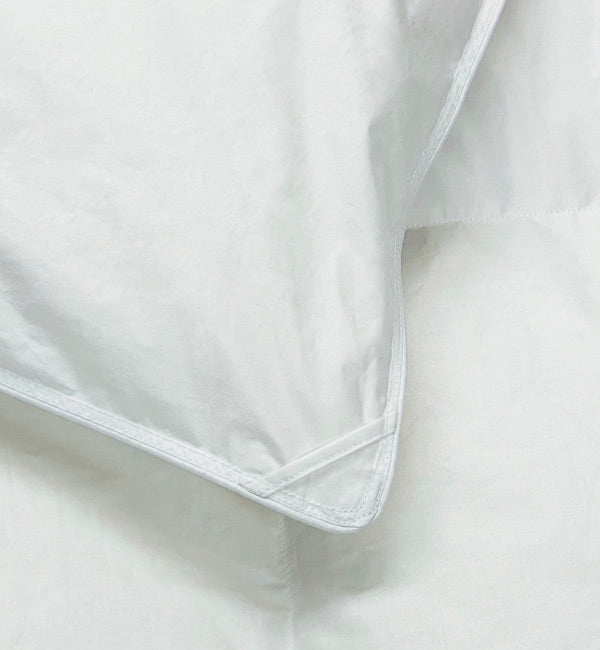 St. Moritz Duvet ◦ Canadian Hutterite White Goose Down 800+ Loft  BY CUDDLE DOWN