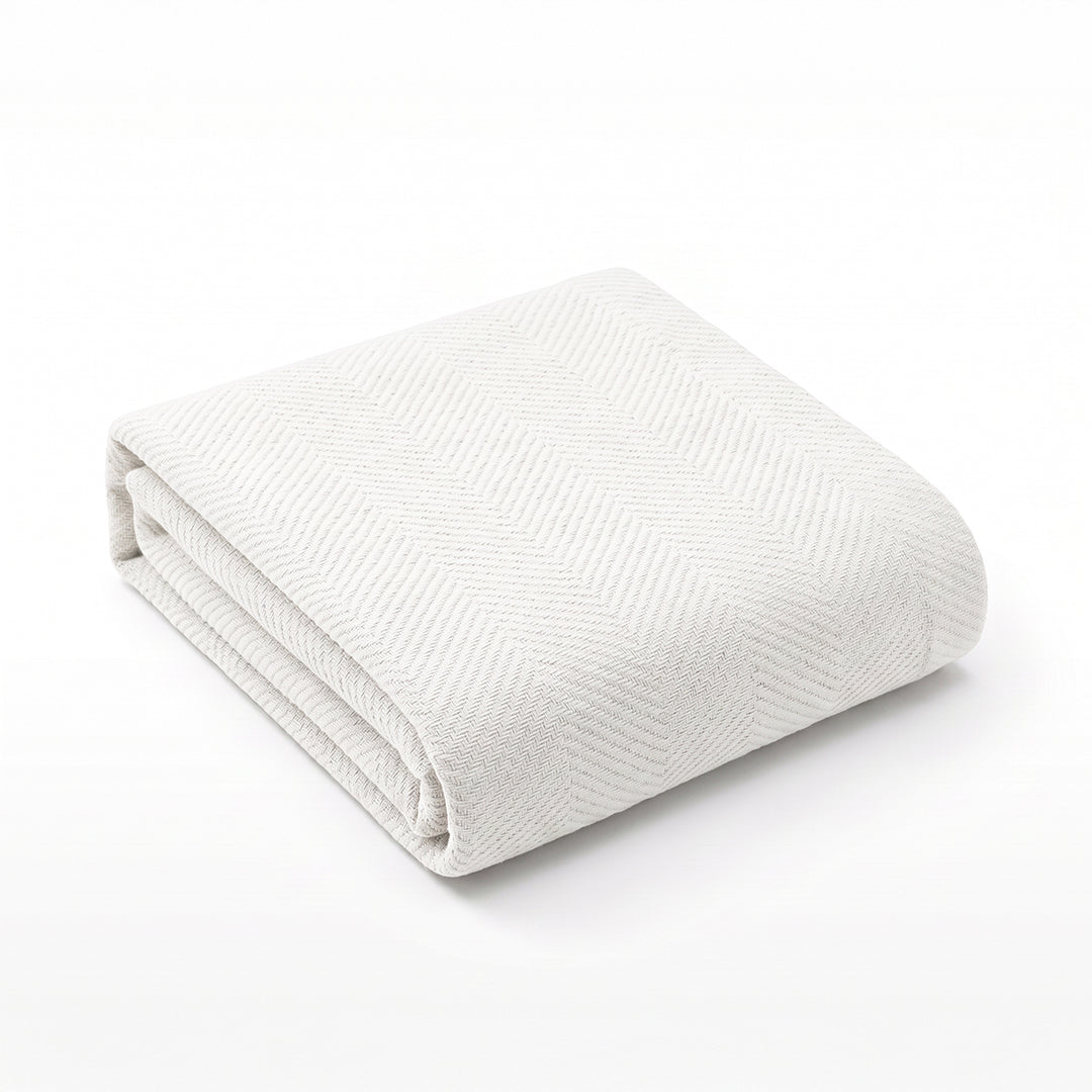 Chevron Blankets 100% long-stapled cotton by Cuddle Down