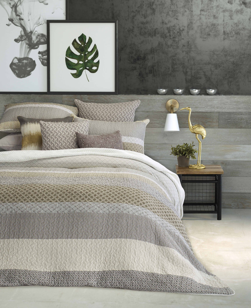 ETHAN MODERN LOOK GREY AND TAUPE QUILT