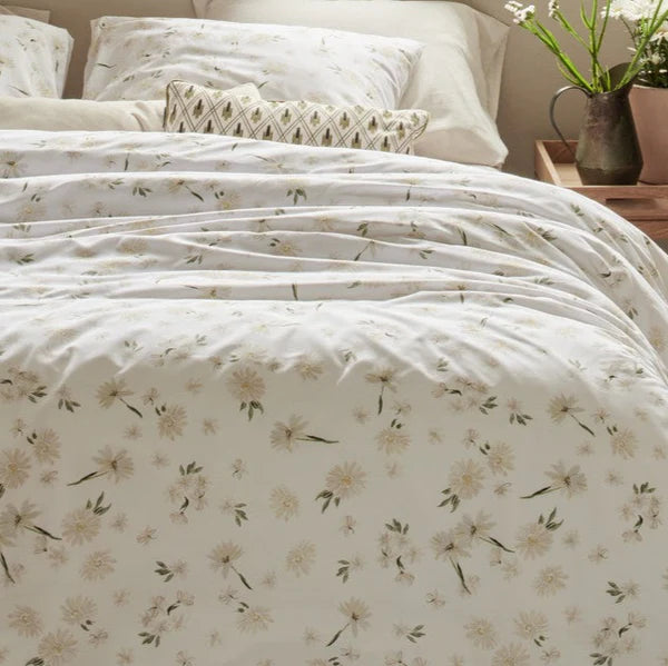 Camomille White Flowered Duvet Cover Set – 100% Cotton