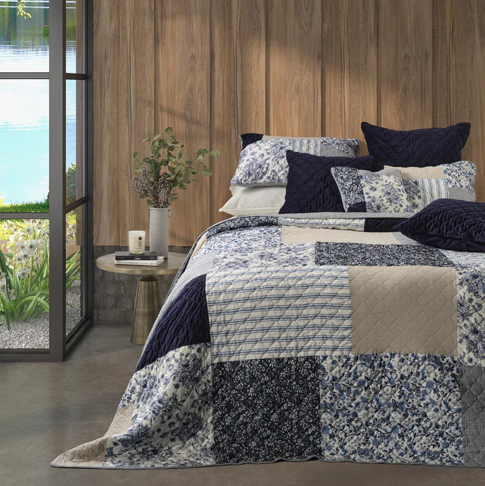 Marine Navy and White Patchwork Quilt – Nautical Bedding Set

