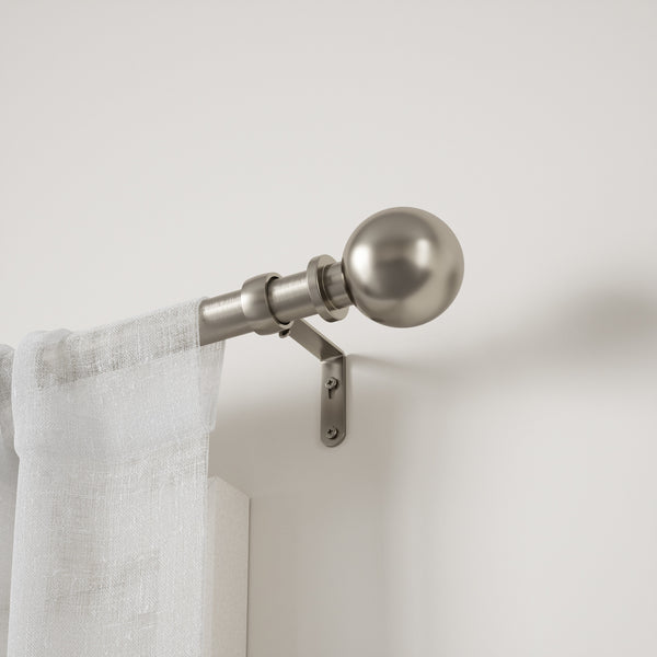 Bolas Curtain Rod