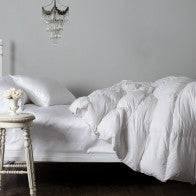 St  Genève LAJORD WHITE GOOSE  DOWN DUVET