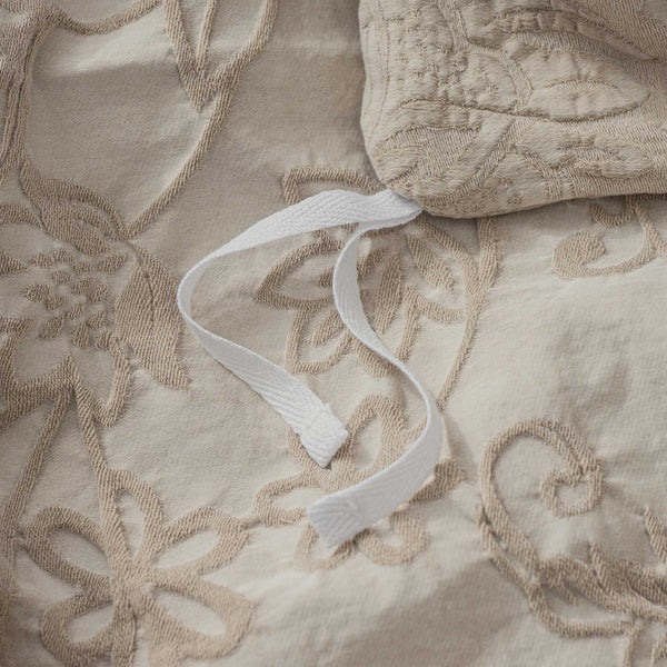 Corner-ties image: Matrice Dune duvet cover corner ties