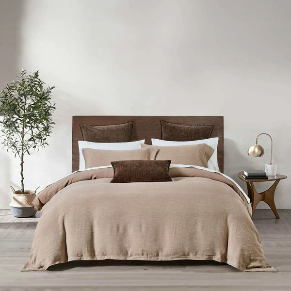 Vintage Touch duvet cover set in Praline, stonewashed 50% linen 50% Tencel blend
