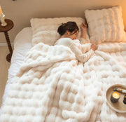 Ripple Rabbit Throw WHITE