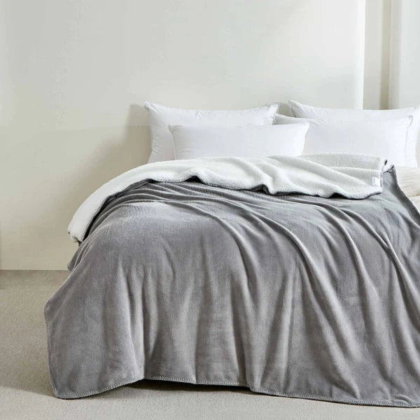 Sherpini  Blanket Super Soft