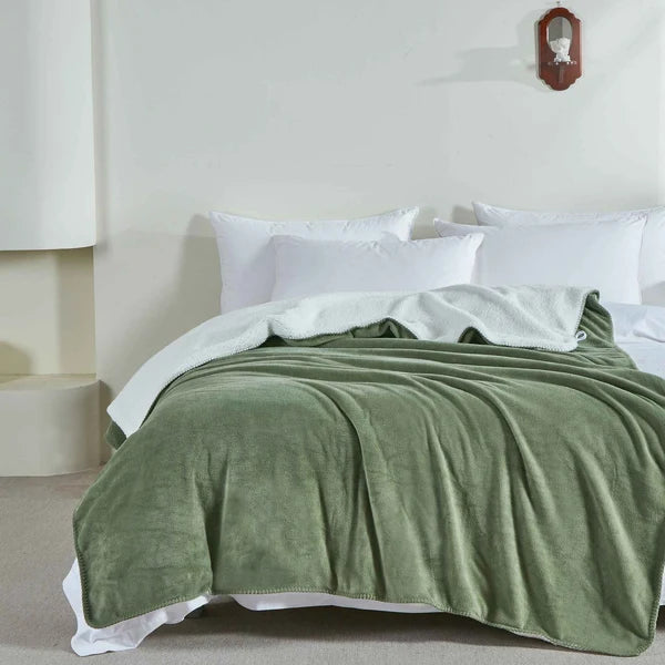 Sherpini  Blanket Super Soft